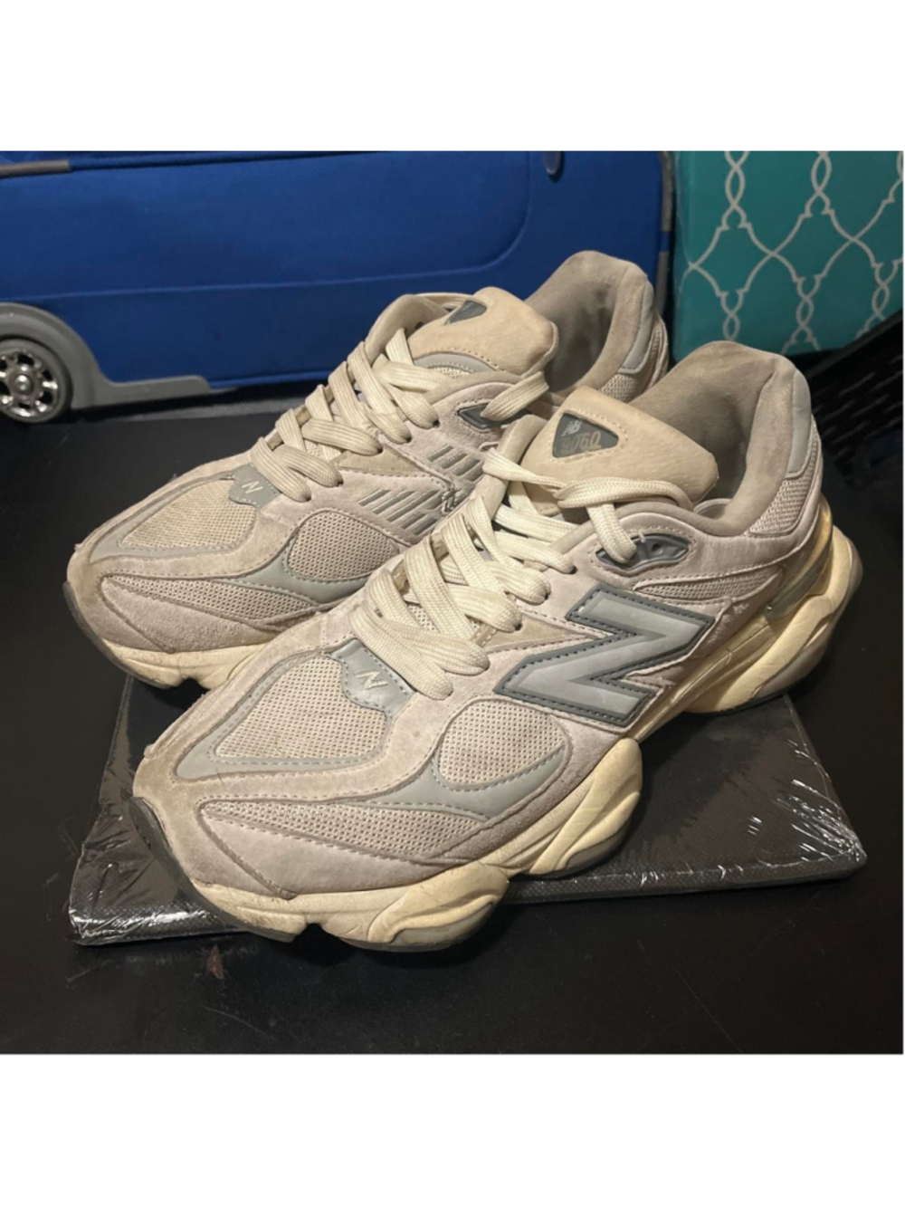 New Balance 9060 Shoes